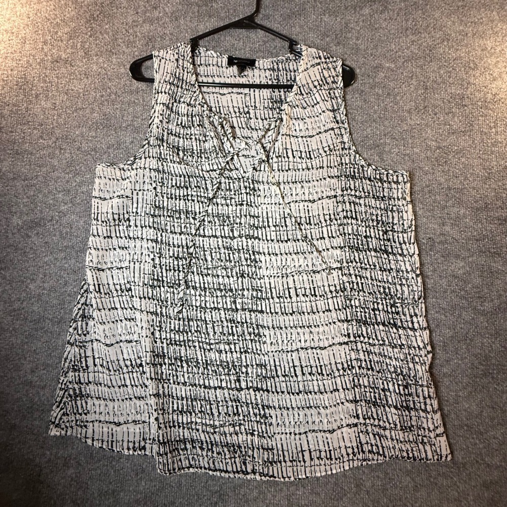 AB Studio Womens XL Black White Abstract Geometric Sleeveless Lace Up Blouse Top
